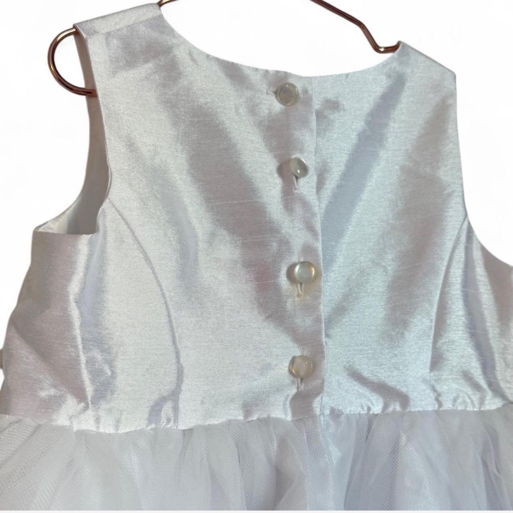 David’s Bridal White Size‎ 4 Elegant Sleeveless Tulle Flower Girls Dress - Picture 3 of 3